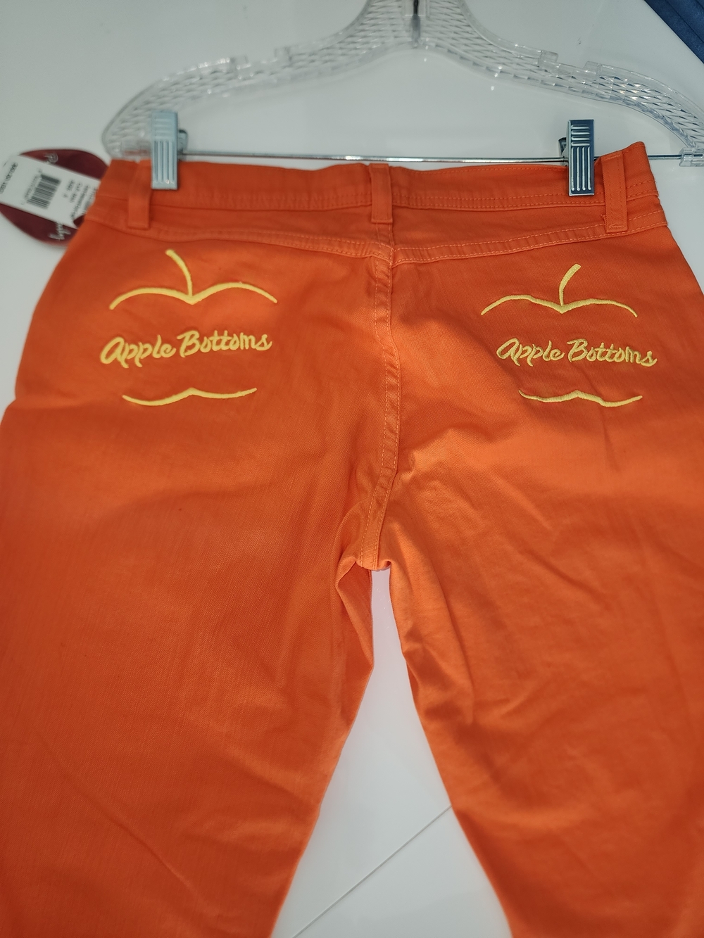 Apple Bottoms Orange Capri with Script Logo Size 8 Y2K Festive Vib - Picture 3 of 8